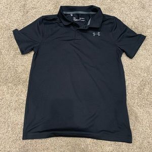 Boys Under Armour heat gear polo shirt.. size youth Large…never worn!